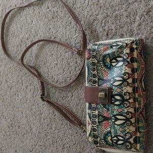 Sakroots cross body bag
